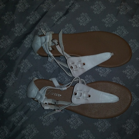 Sandals - Picture 3 of 3